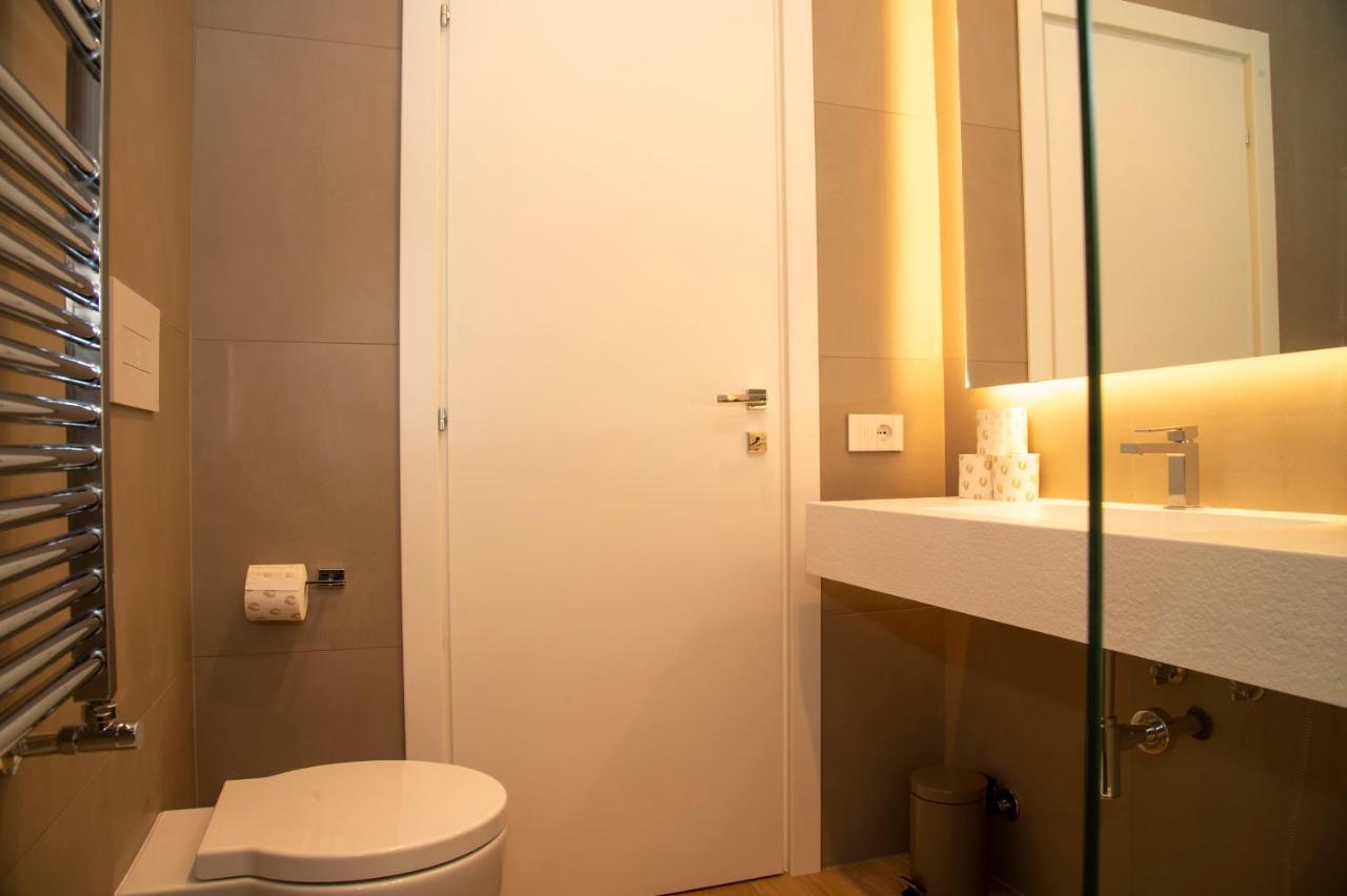 The Parliament - Exclusive Accommodation Roma Exterior foto